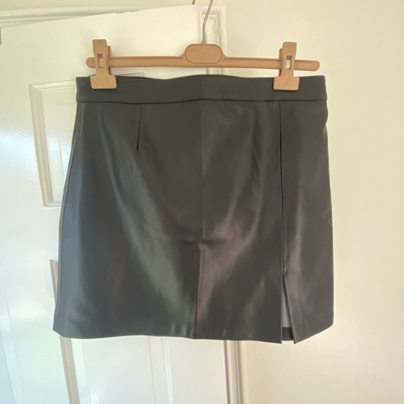 Zara Pleather A line Slit Skirt - Picture 1 of 6
